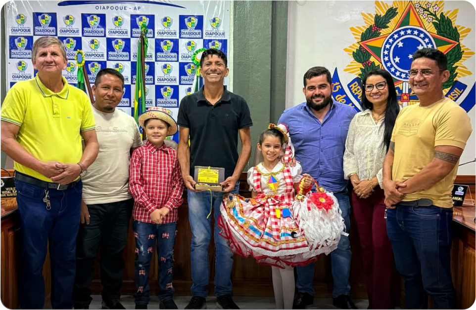 ESCOLA MÁRCIA DO SOCORRO CONVIDA CVMO PARA FESTA JUNINA.