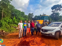 VEREADORES FERNANDO ANIKÁ E RAMON ACOMPANHAM REPAROS NO RAMAL DO MANGA