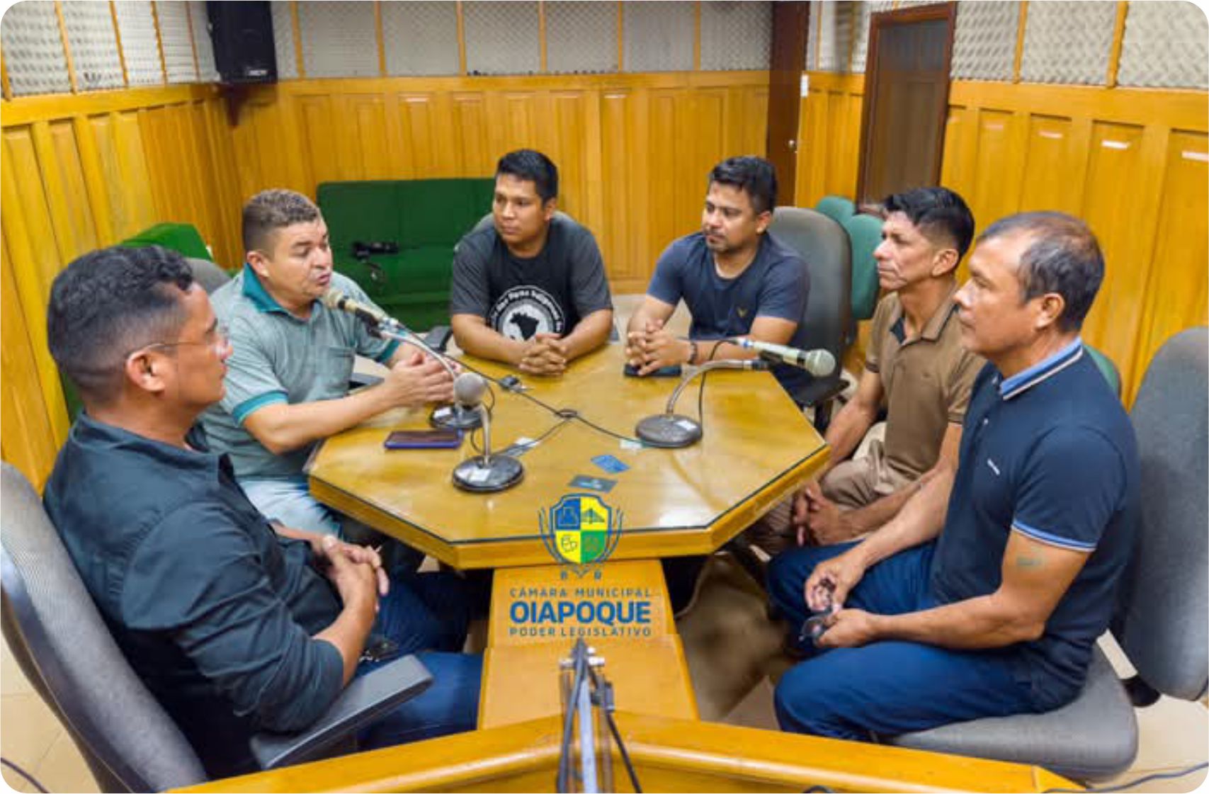 VEREADORES PARTICIPAM DE PROGRAMA DE RÁDIO E CONVIDAM A POPULAÇÃO PARA INICIO DOS TRABALHOS LEGISLATIVOS